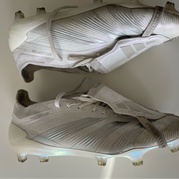 Adidas Predator Elite in the beautiful white out color way in a size 8.5 US. main image 4